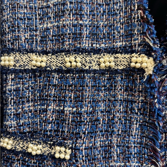 Chic Blue Tweed Women's Jacket with Pearls - Picture 3 of 4
